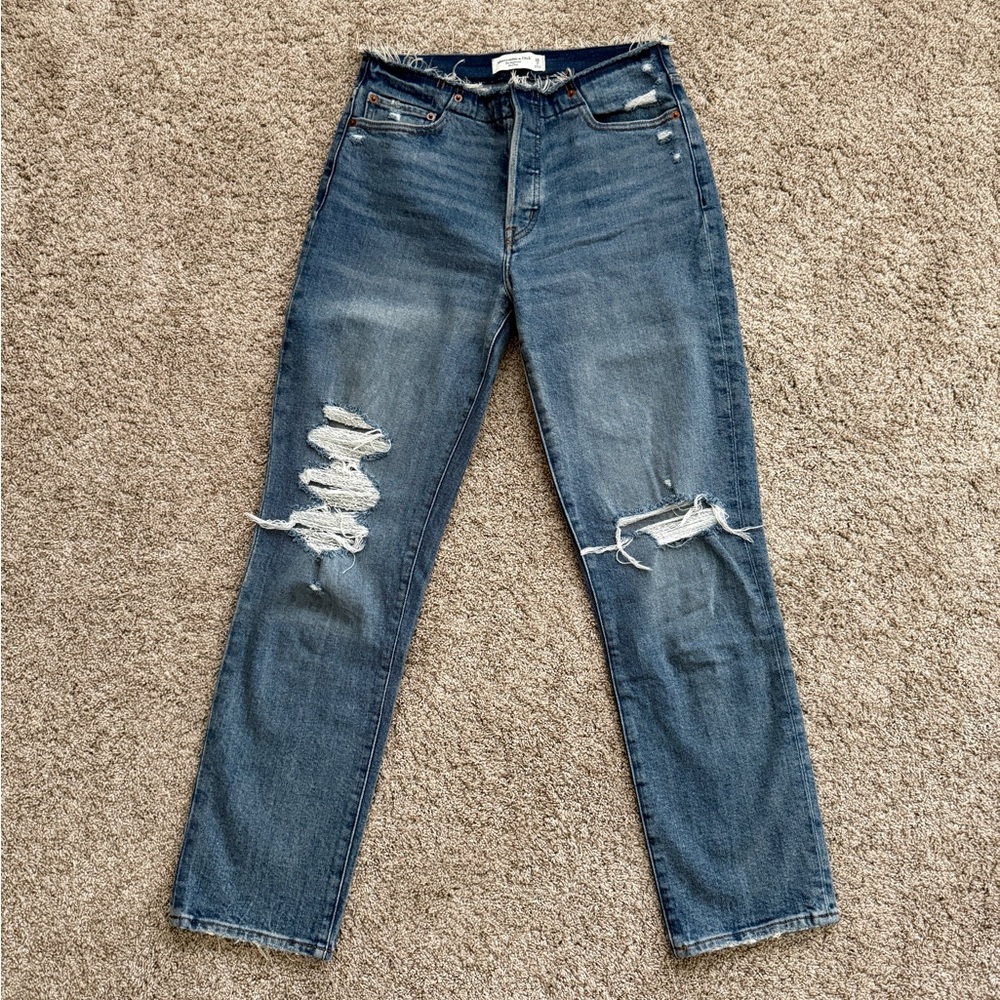 Abercrombie & Fitch distressed mid rise boyfriend ankle jeans, size 2L